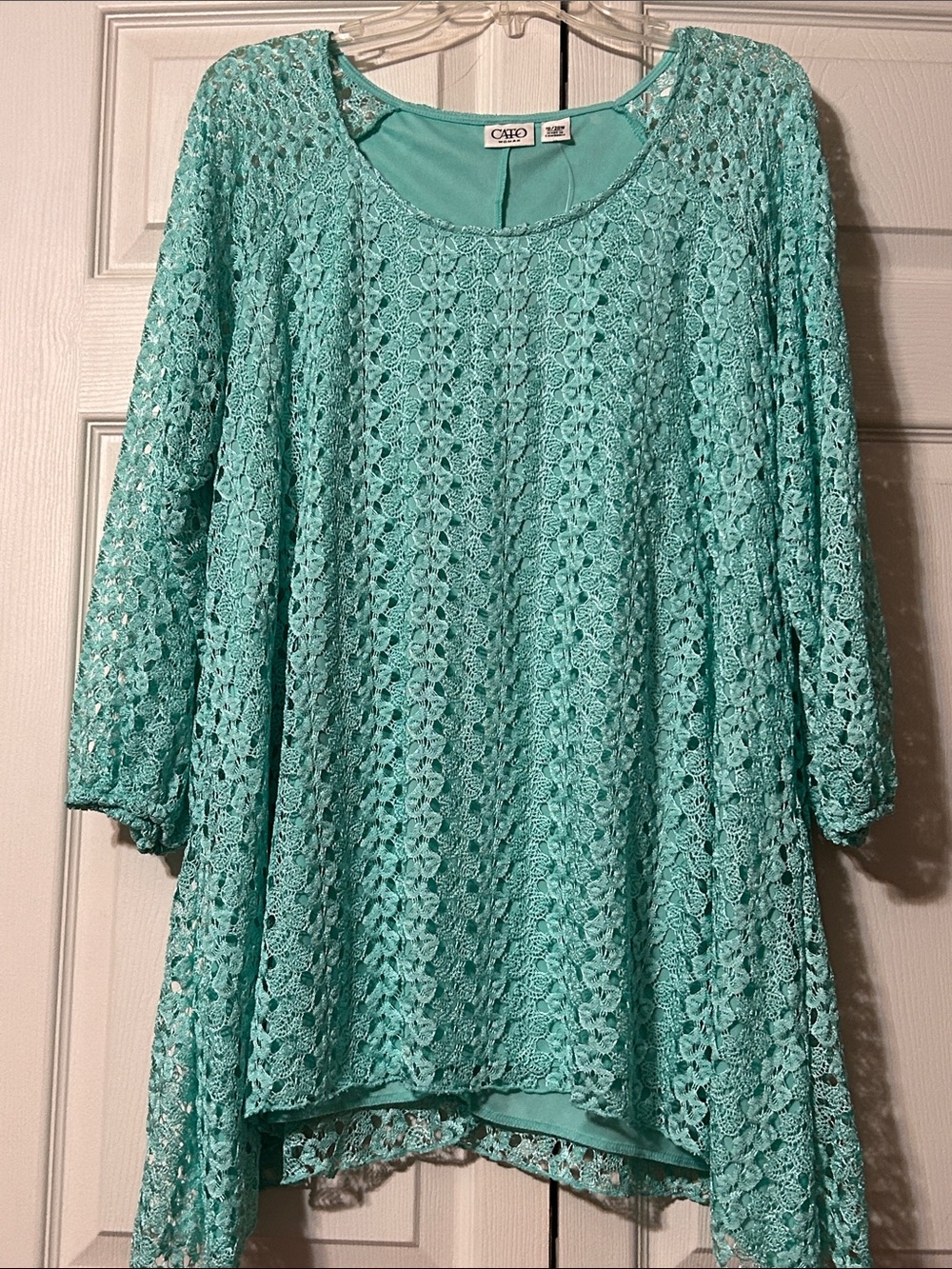 Cato sz18/20W - Mint Green Crochet Lace Tunic w/longer side hem